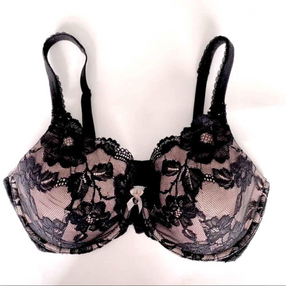 Victoria secret padded bra.